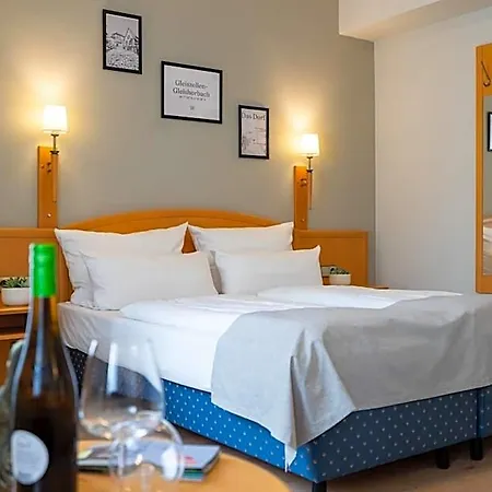 Weinstrasse No 8 