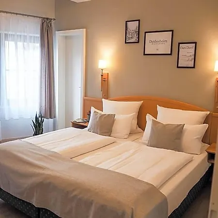 Weinstrasse No 8 