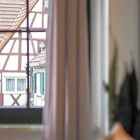 Otel Weinstrasse No 8 